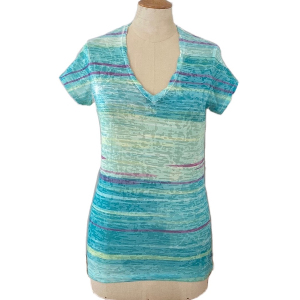 The North Face short sleeved T-shirt.  50% cotton 50% polyester. Size M.